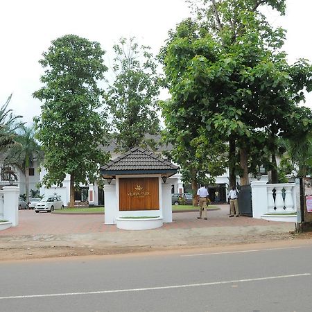 Kaduturutti Vijayapark Hotel מראה חיצוני תמונה