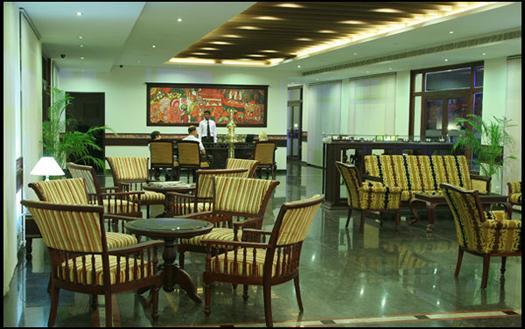 Kaduturutti Vijayapark Hotel מראה חיצוני תמונה